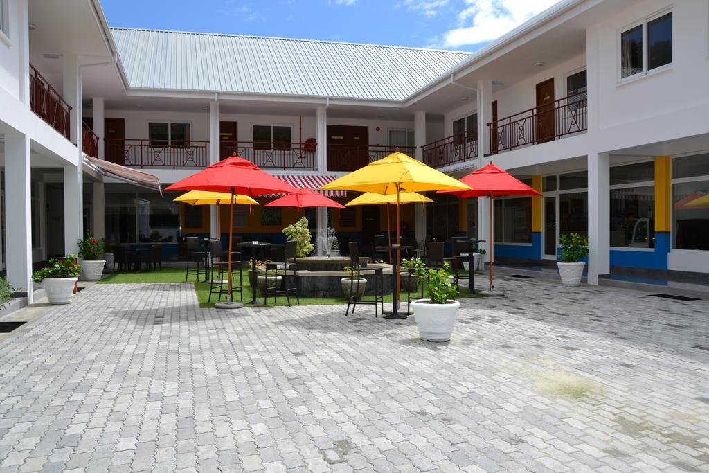 Apartamento The Old School Self-Catering Praslin Exterior foto